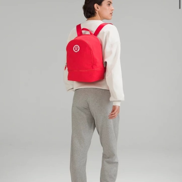 🔥 Lululemon City Adventurer Backpack Mini 11L Club Patch edition Love Red - Picture 5 of 10